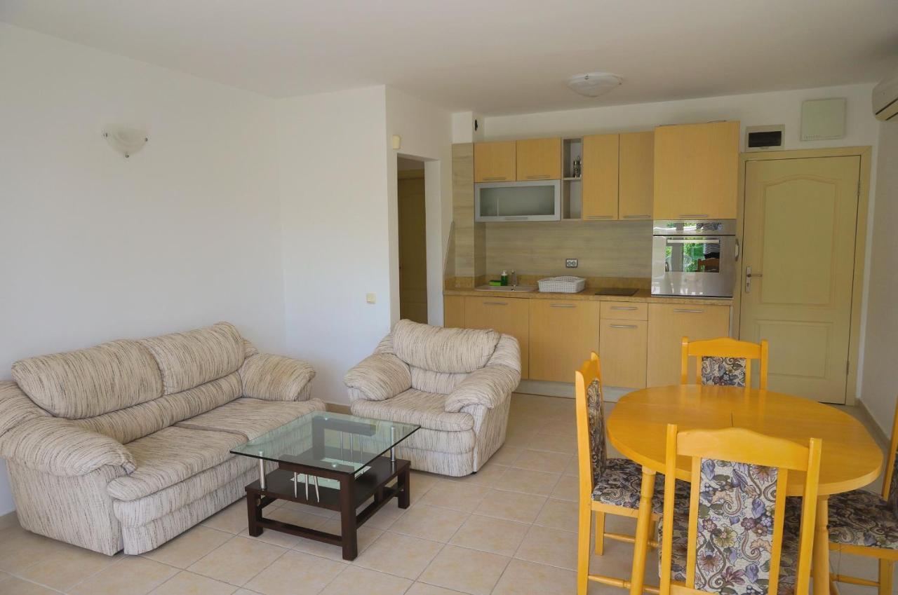 Апартамент Серена - Apartment Serena - Balchik Villa Zone Buitenkant foto