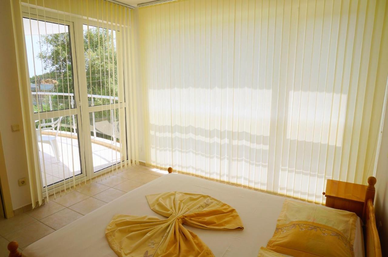 Апартамент Серена - Apartment Serena - Balchik Villa Zone Buitenkant foto
